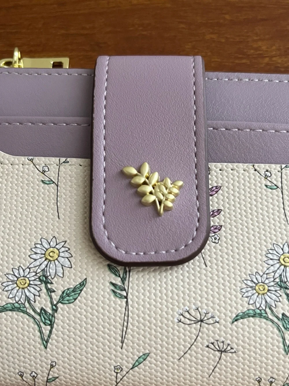 NWOT GAEKEAO Small Bifold Wallet Purple Wildflowers Faux Leather RFID Zipper